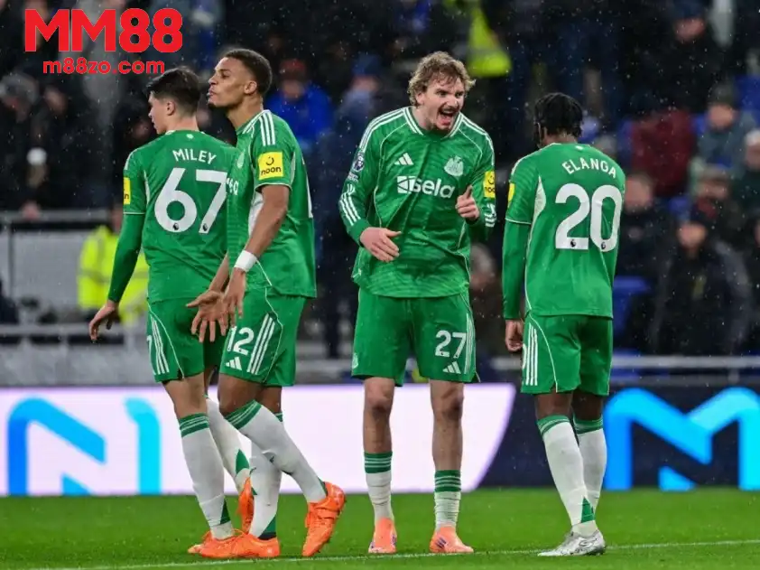 Newcastle vừa giành chiến thắng ấn tượng với tỉ số 4-1 trước Everton (Ảnh: ESPN) Newcastle vừa giành chiến thắng ấn tượng với tỉ số 4-1 trước Everton (Ảnh: ESPN)